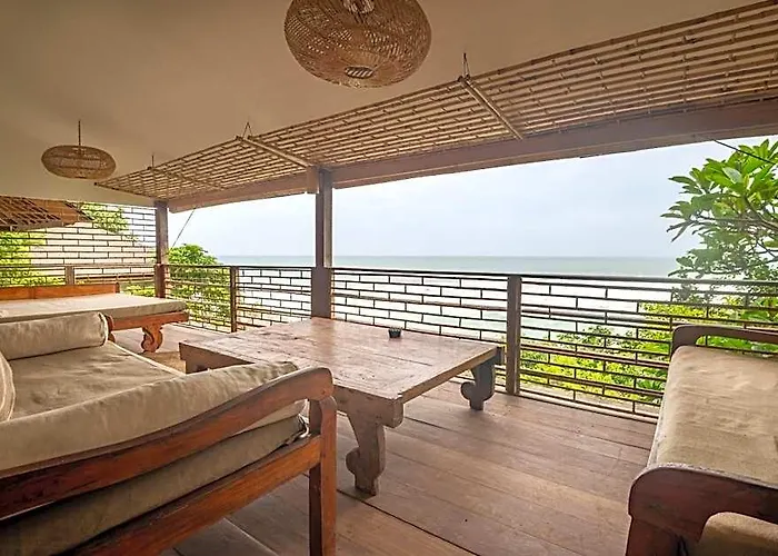 Villa Bingin House