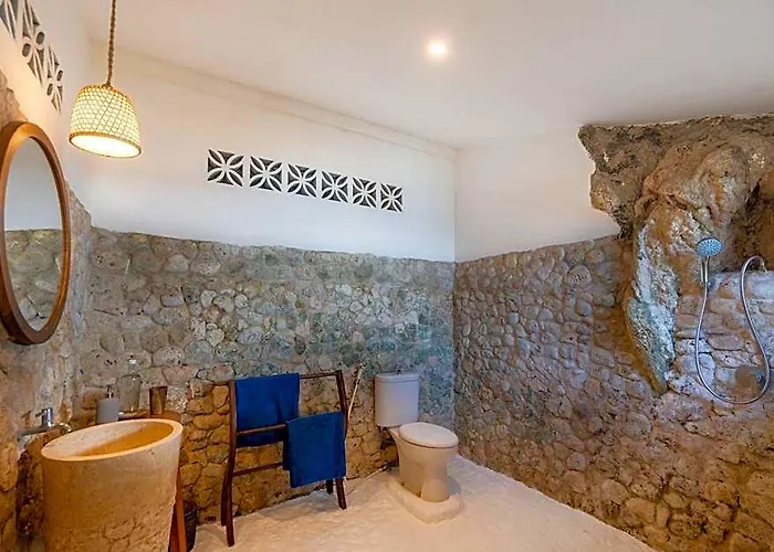 Bingin House Villa *